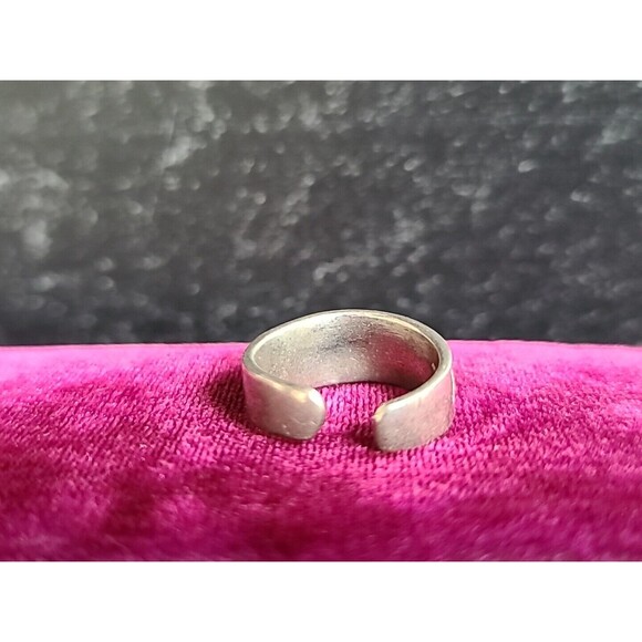 925 Dolphin Open Back Ring Vintage, SIZE US 3.25 - Picture 6 of 10